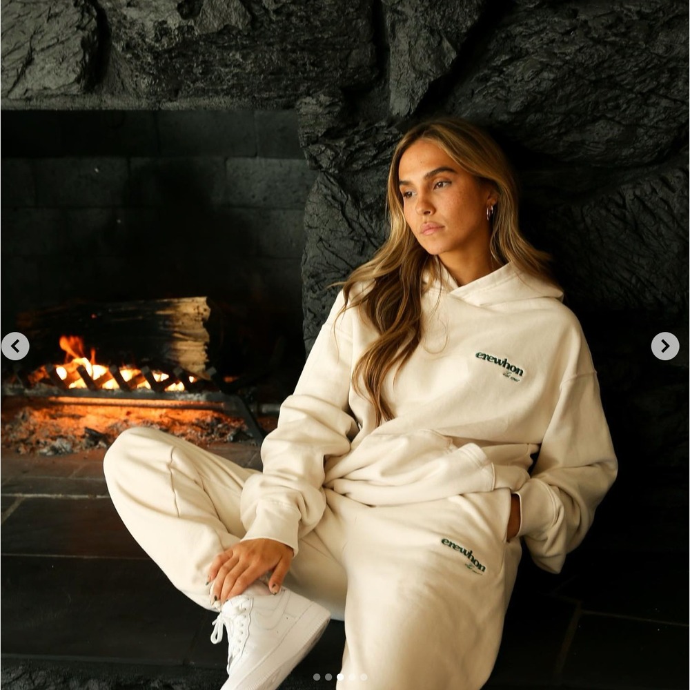 Erewhon Logo Hoodie XS & Jogger Small Set in Cream French Terry Women Organic